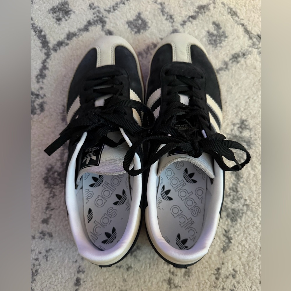 Adidas Samba Women’s - Picture 2 of 10